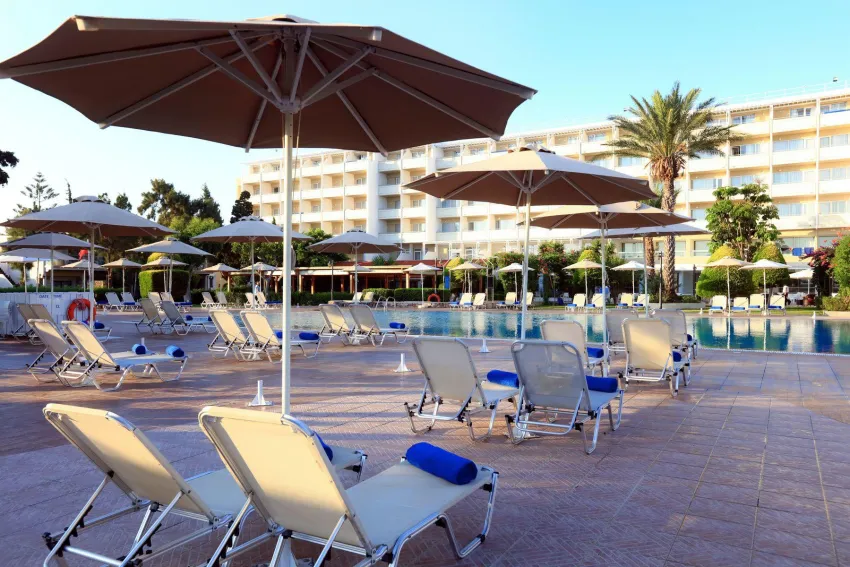 Blue Bay Beach Resort 4*-9