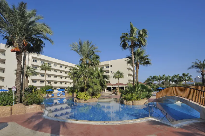 Nissiana Hotel and Bungalows 3*-6