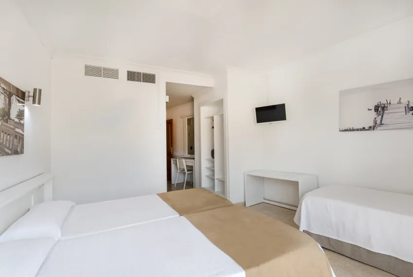 Kilimanjaro Hotel 3*-8