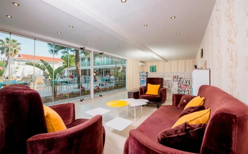 CLOVER MAGIC ALTINKUM PARK HOTEL  3*-8