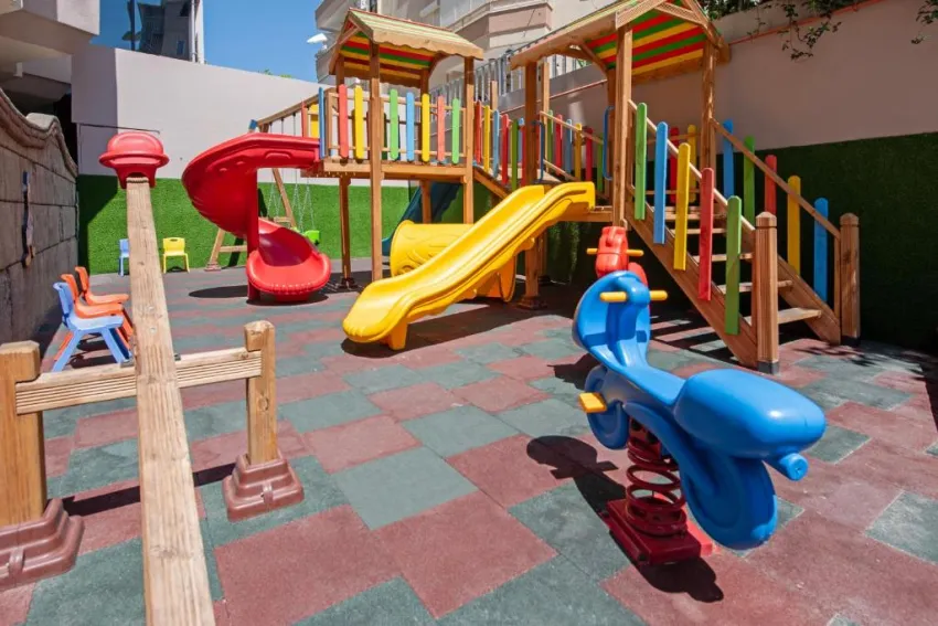 MONART CITY HOTEL  4*-21