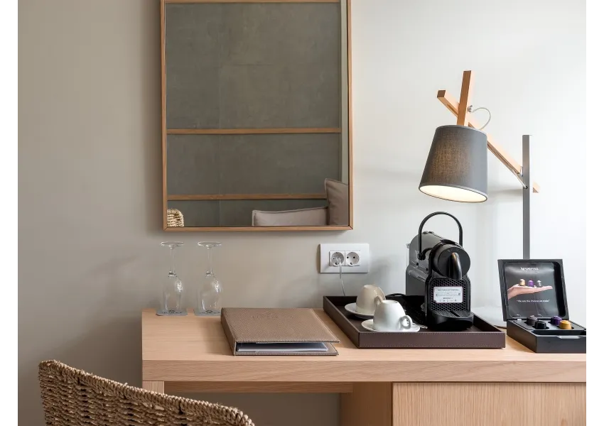 Ikones SeaFront Luxury Suites 4*-6