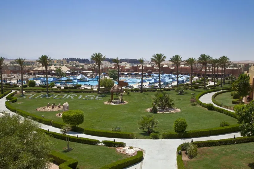 SUNRISE ROYAL MAKADI RESORT  5*-25