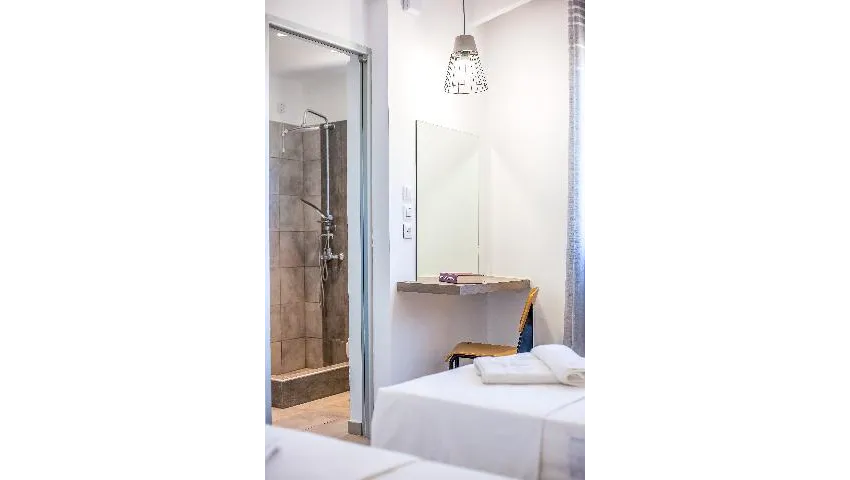 Hillside Studios 3*-120