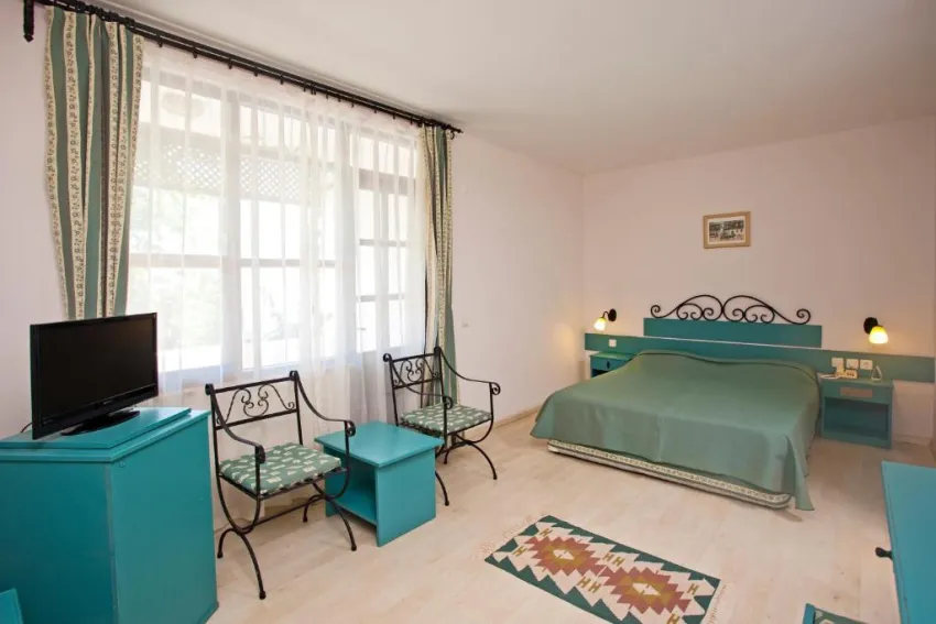 CLUB TITAN HOTEL  4*-4