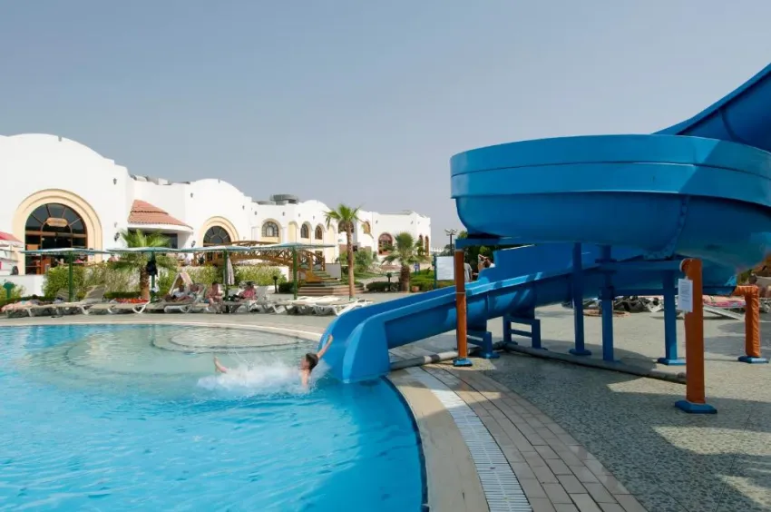DREAMS VACATION RESORT  4*-26