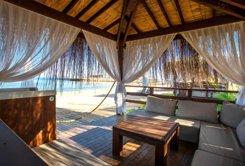 CONCORDE LUXURY RESORT HOTEL  5*-4