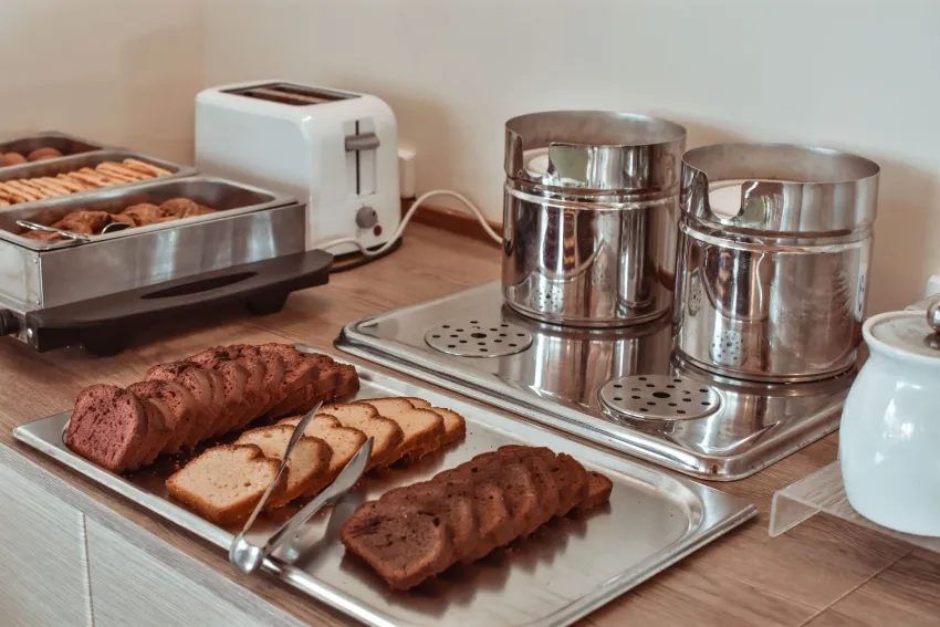 ELEONORA ANISSARAS HOTEL 3*-4