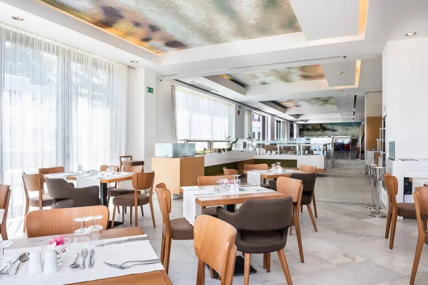 Geraniotis Beach Hotel 4*-6