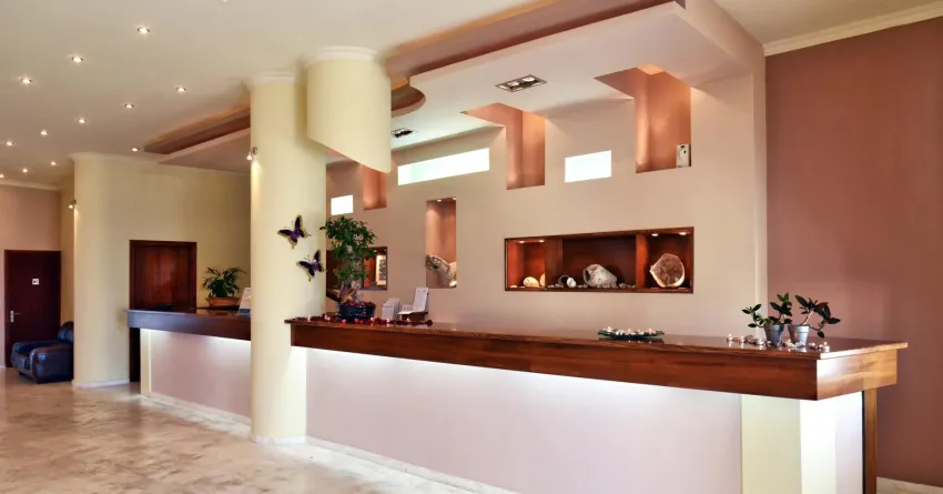 Belussi Beach Hotel 4*-1