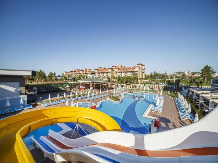 LUNA BLANCA RESORT & SPA  5*-12