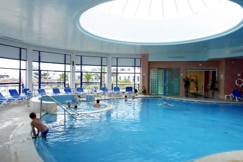 REGENCY HOTEL & SPA  4*-23