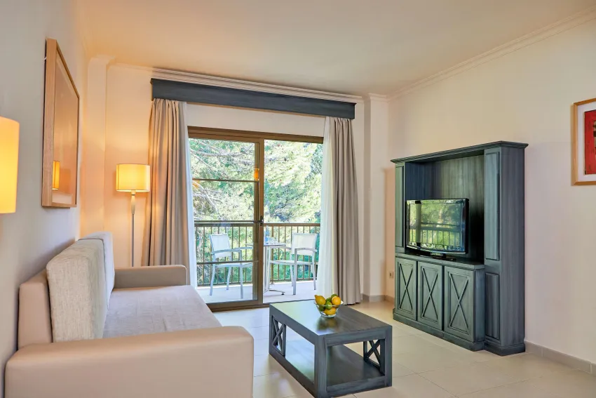 Zafiro Cala Mesquida 4*-23