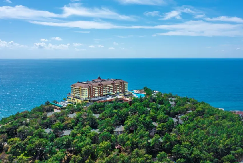 UTOPIA WORLD HOTEL  5*-4