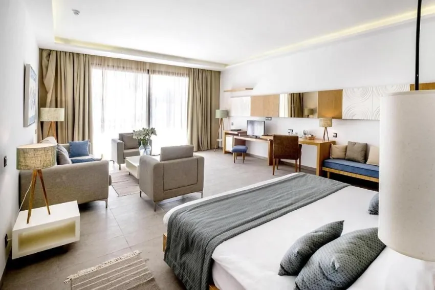 THE ORANGERS GARDEN VILLAS & BUNGALOWS  5*-7