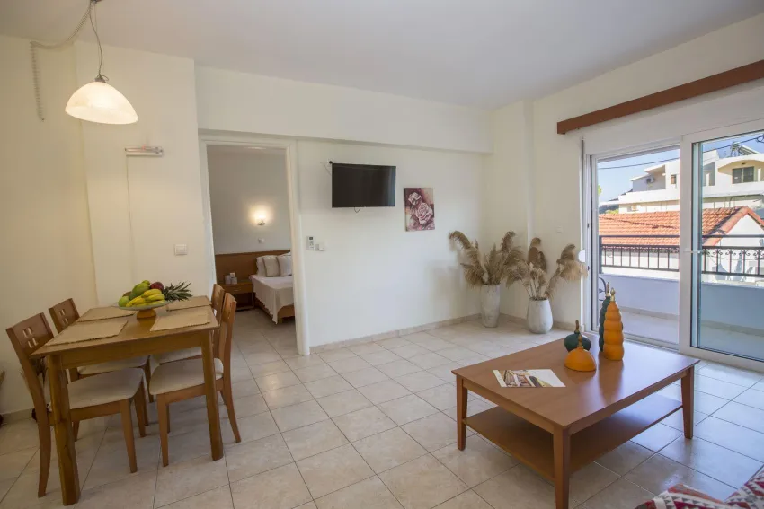 Tsambikos Apartments 3*-12