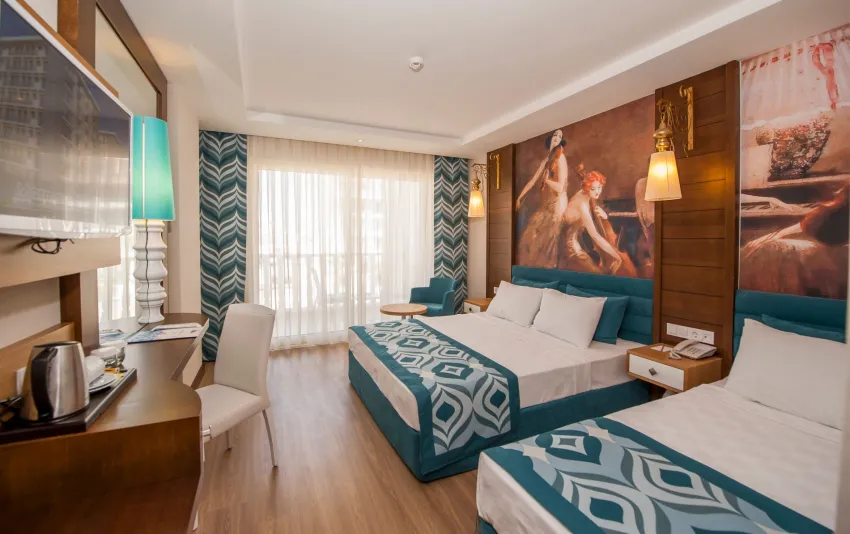 DREAM WORLD RESORT & SPA  5*-8