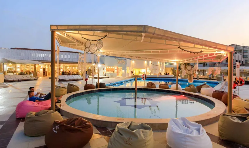 MERAKI RESORT (ADULTS ONLY 16+)  4*-9