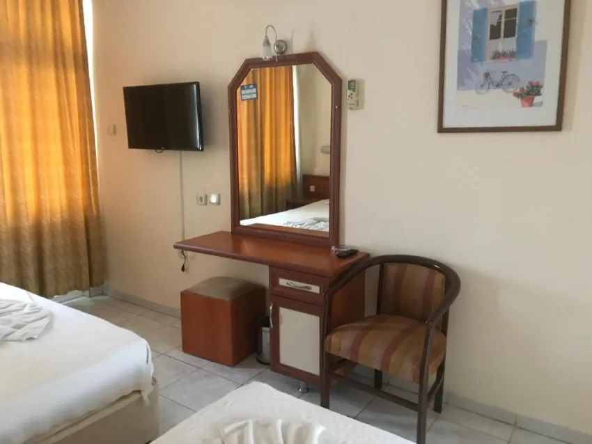 MUZ HOTEL  3*-13