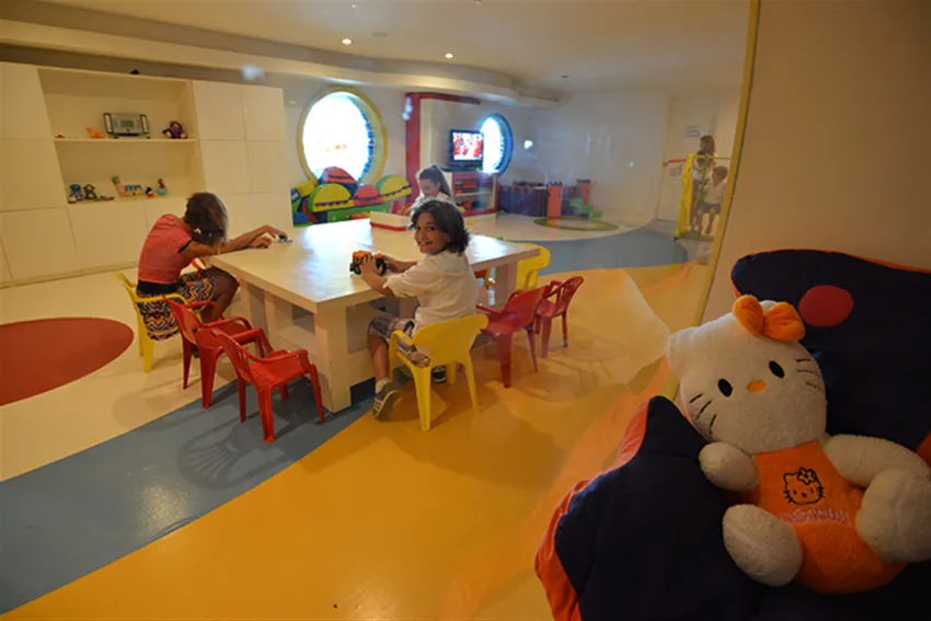 Starlight Resort Hotel 5*-320