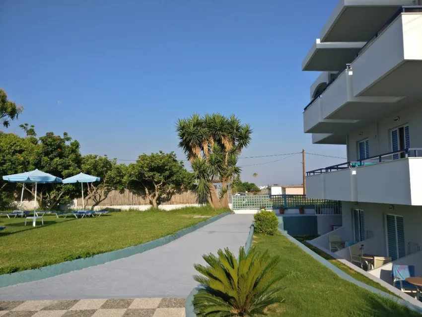 Pinelopi Hotel-Apartments 2*-2