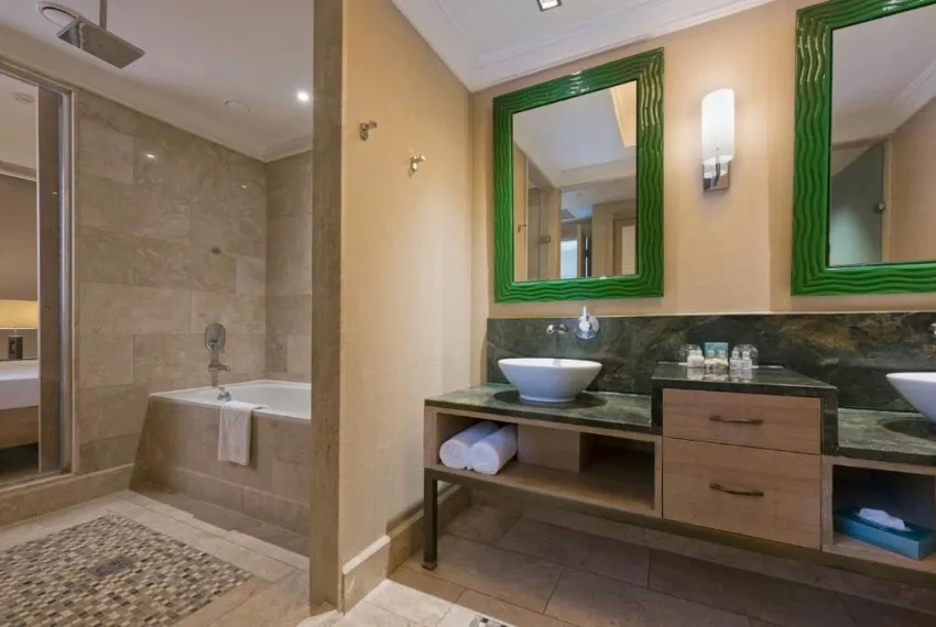 ARUM BARUT COLLECTION  5*-5