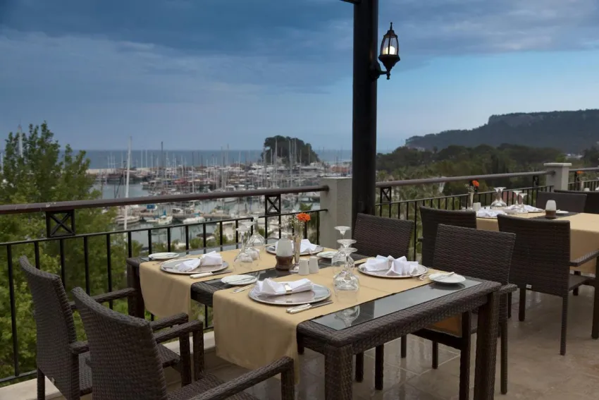 Imperial Turkiz Resort Kemer 5*-9