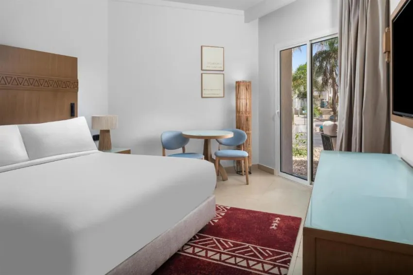 DOUBLETREE BY HILTON SHARM BAY RESORT BEACH SIDE  4*-93