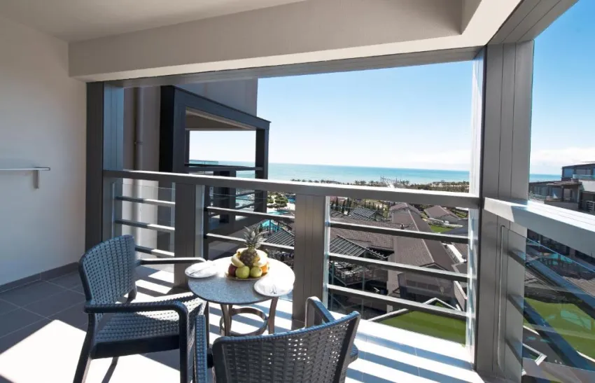 LIMAK LARA DE LUXE HOTEL & RESORT  5*-10