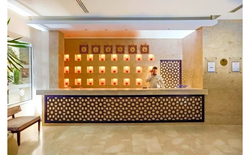 ROYAL STAR BEACH RESORT  4*-14