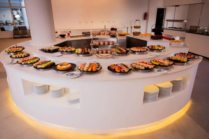 ROYAL TULIP TAJ SULTAN  5*-11