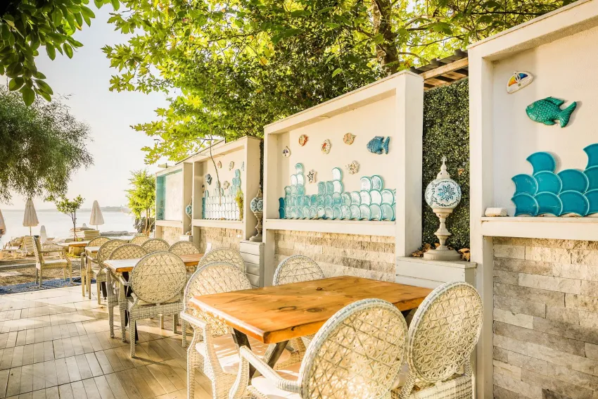 Leda Beach Hotel 2*-17