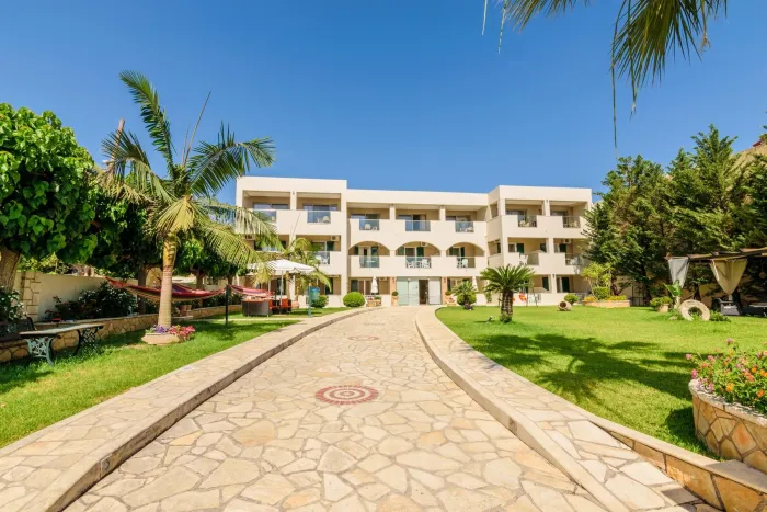 Remezzo Studios & Apartments 2* - Amoudi - Grecia