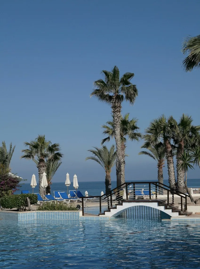 Golden Coast Beach Hotel 4*-5