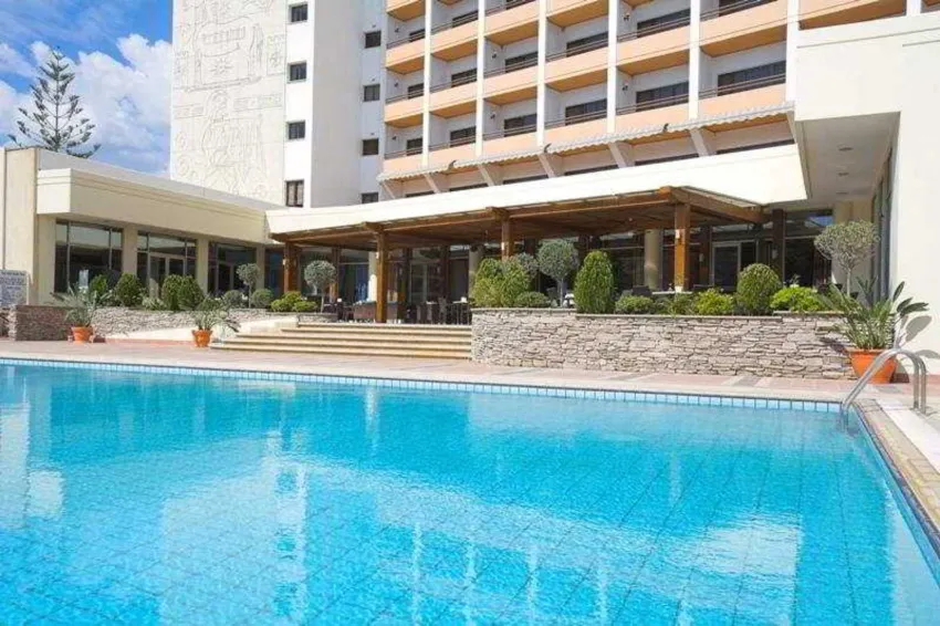 Ajax Hotel 4*-53