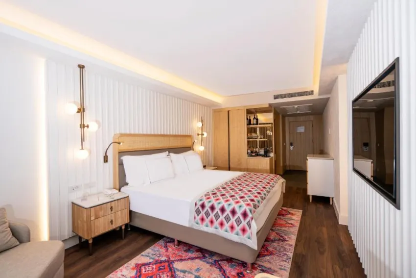 Lara Barut Collection 5*-99