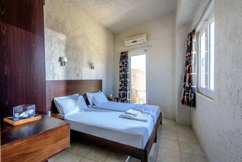 Despina Apartmetns 3*-5