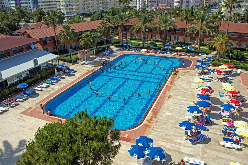 Club Turtas Beach 4*-2