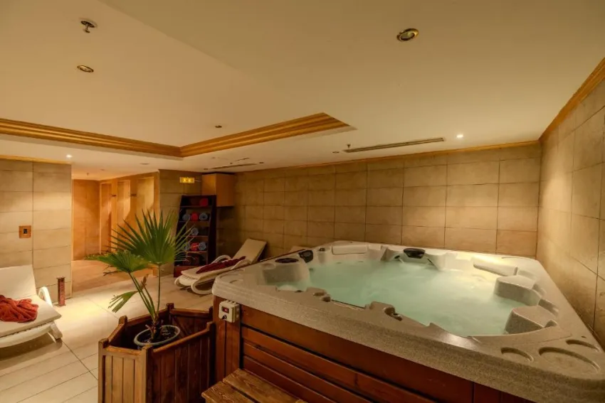 CONTINENTAL PLAZA RESORT & AQUAPARK  4*-4