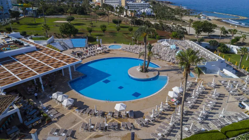Leonardo Laura Beach & Splash Resort 4*-7