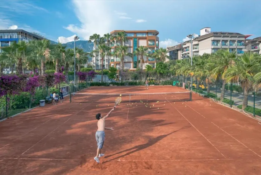 RIVIERA HOTEL & SPA  4*-11