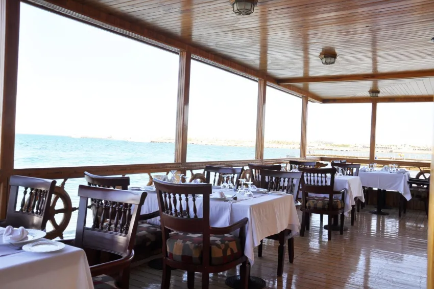 Aladdin Beach Resort 4*-7