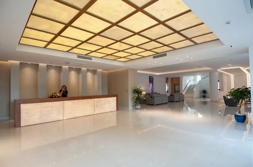 Mediterranean Beach Resort and Spa 5*-5