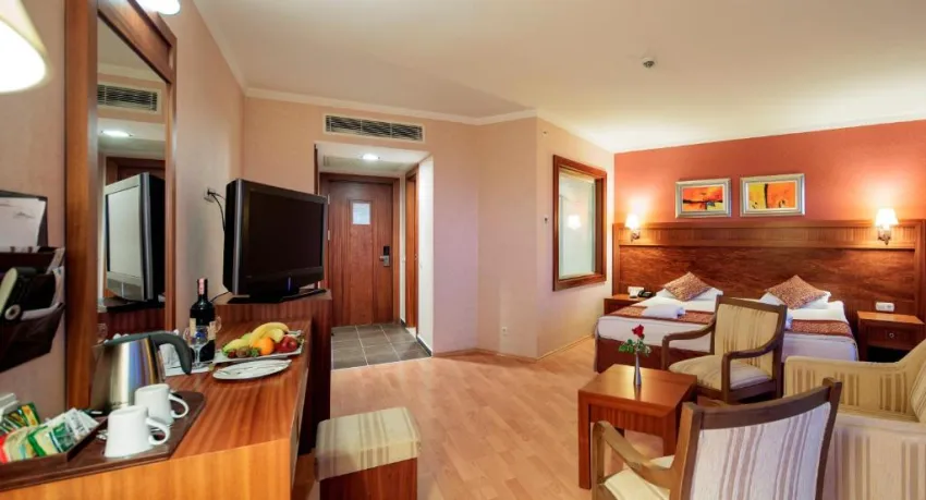 ALBA ROYAL HOTEL (ADULTS ONLY 16+)  5*-8