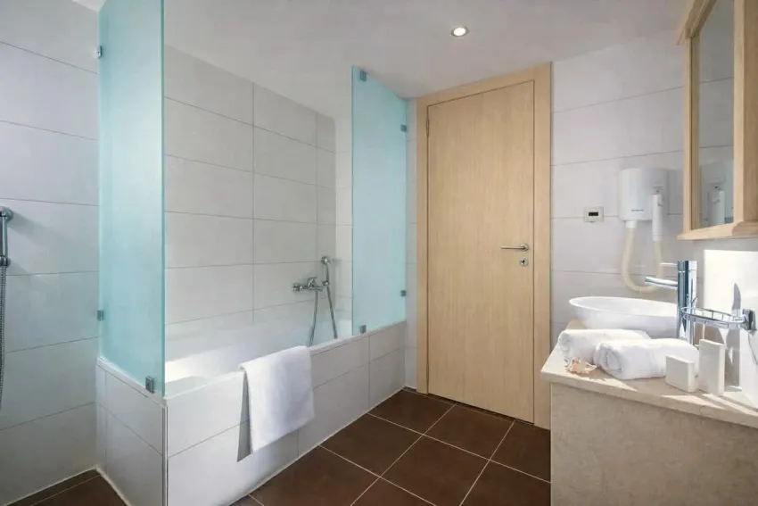 Koutrakis Suites 4*-14