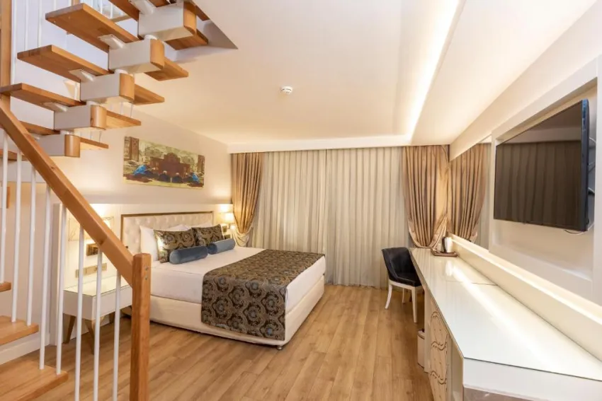 HAYDARPASHA PALACE HOTEL  5*-5