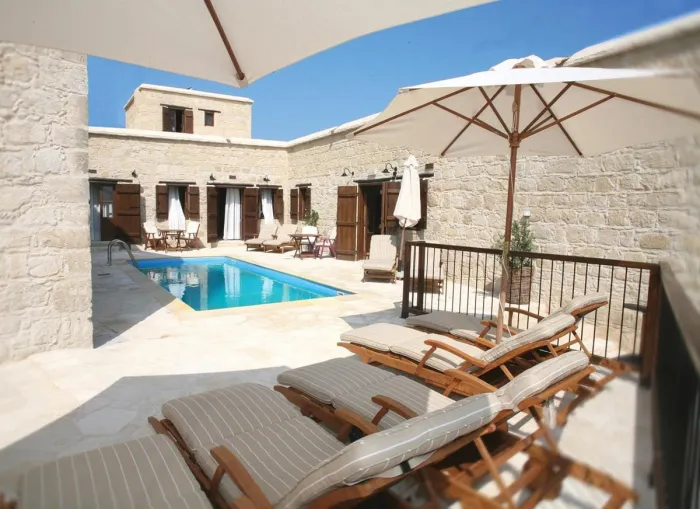 Leonidas Village Houses 3* - Goudi - Cipru