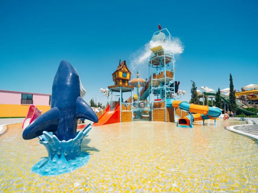 SELECTUM FAMILY RESORT SIDE  5*-40