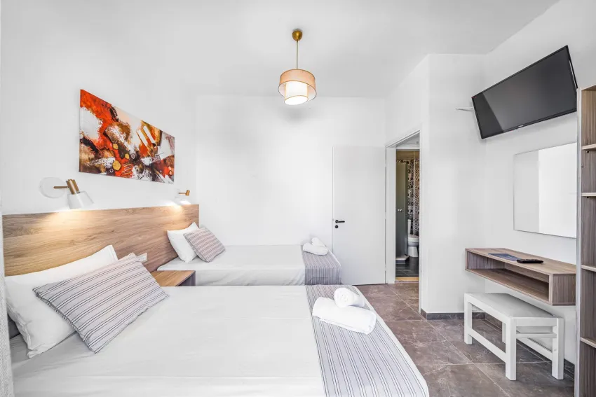 Happy Days Studios 3*-11