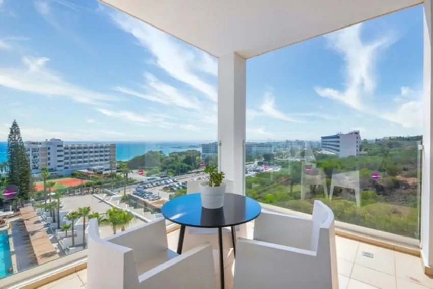 Napa Mermaid Hotel & Suites 4*-11